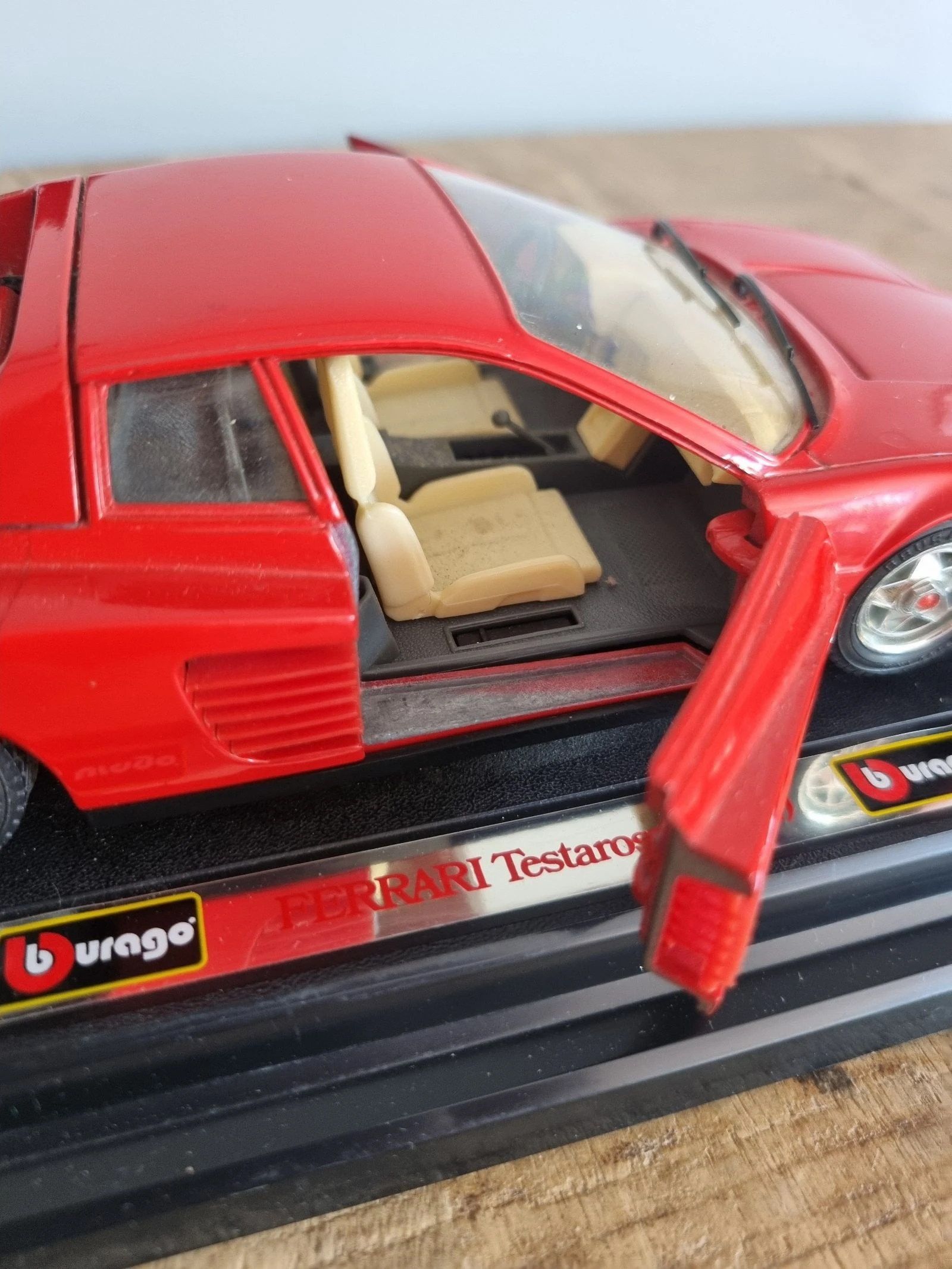 Coche miniatura Bburago Ferrari Testarossa (1984) - Escala 1/24 – photo 9